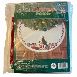 Bucilla Gallery of Stitches Felt Christmas Tree Skirt Kit 32520 Teddy Bears 36"